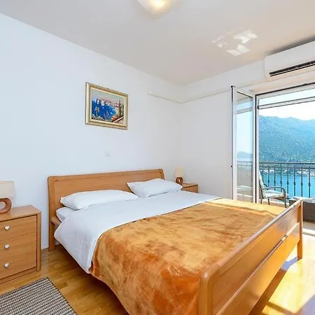 Zaton Doli Sleeps 7 Pool Air Con Wifi * Zaton (Dubrovnik-Neretva)
