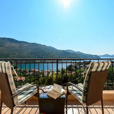 Zaton Doli Sleeps 7 Pool Air Con Wifi Затон